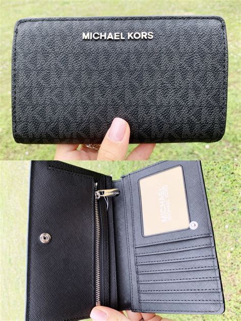 michael kors slim wallet